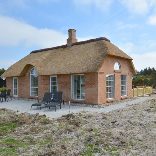 Hoveentreprise af sommerhus