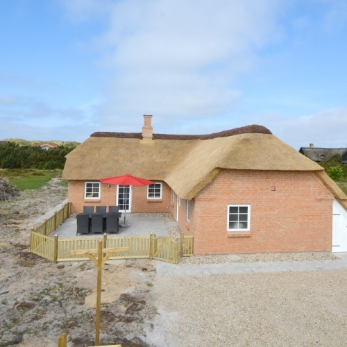 Hoveentreprise af sommerhus